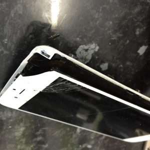 Error 53: Importance of Genuine Apple Parts. 2 cheap-iphone-apple-error-53